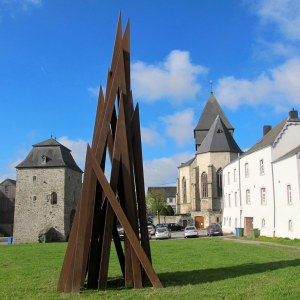 “Disorder: 11 Uneven Angles” (2015), Acier Corten