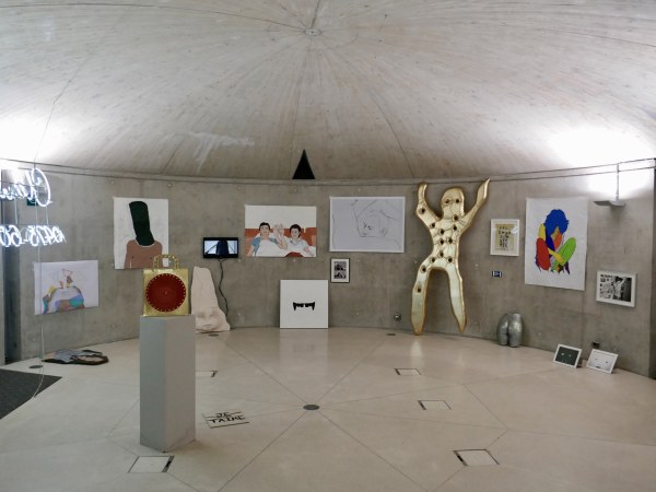 Vue de l'exposition dans la rotonde