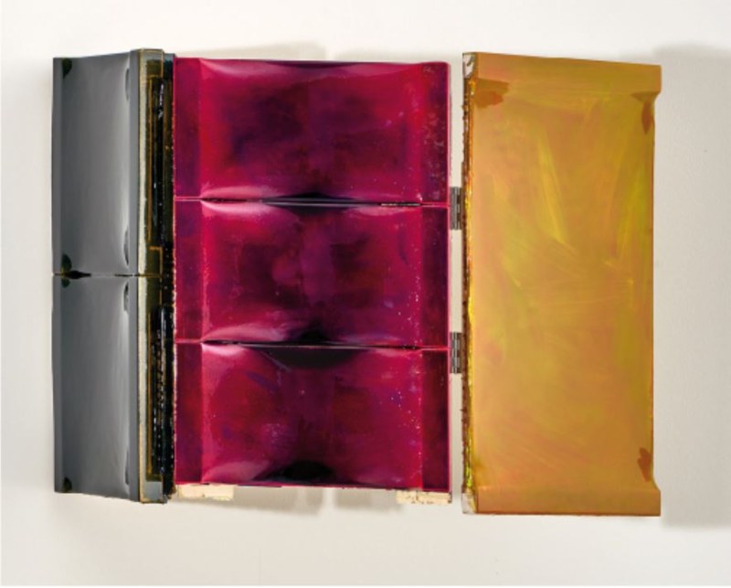 HP 64 41 X red yellow blue purple, 2018 Bois, métal, coton, fibres de carbone, fibres de verre, résine époxy, laque, 64 x 41cm