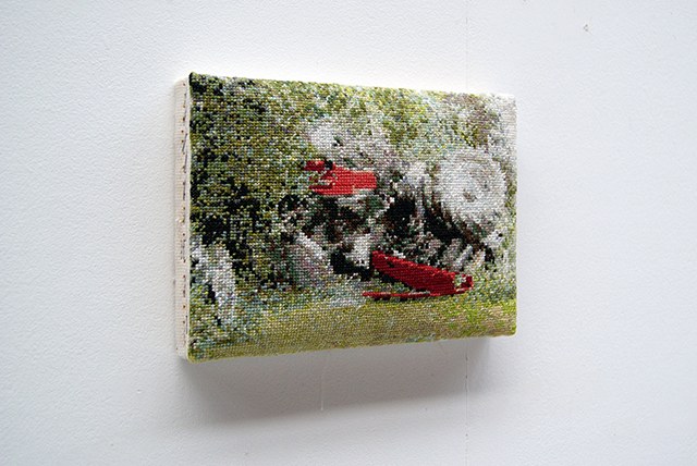 Accident de tracteur, broderie au point de croix, 17 x 25 x 4 cm, 2014