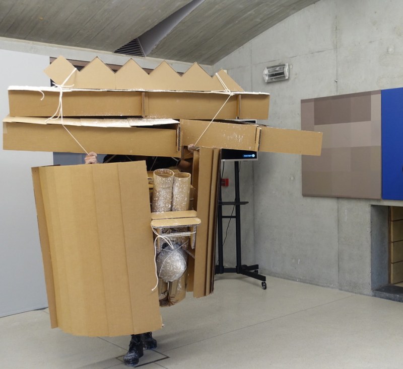 Les sauvages, performance