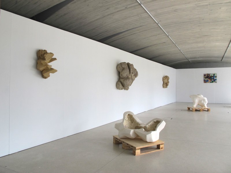 Trois bas-reliefs en mastic-carosserie de 2003 où j’abandonnais la couleur pour laisser parler le jeu des textures et des plans découpés