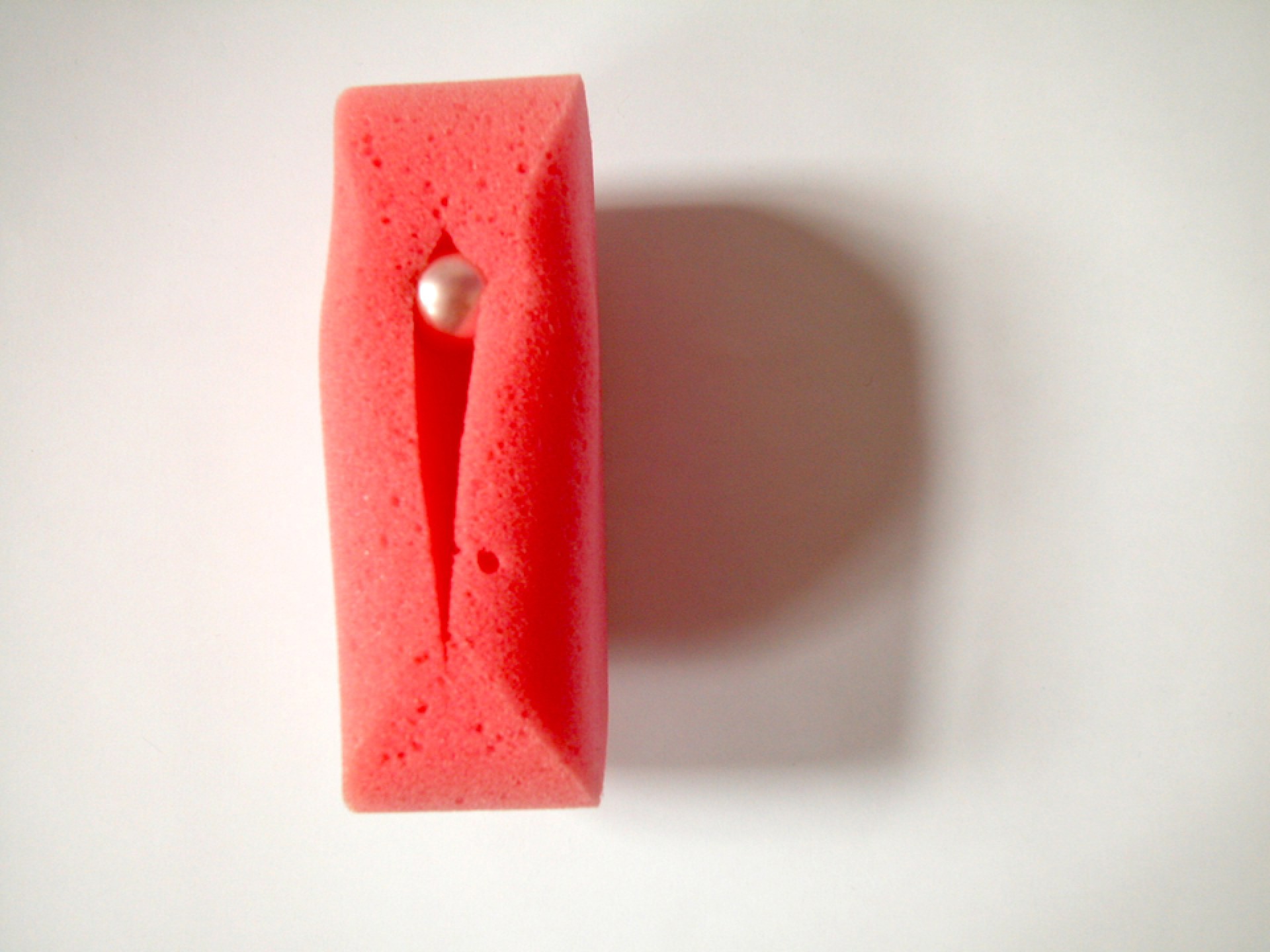 Vulve, mousse et perle