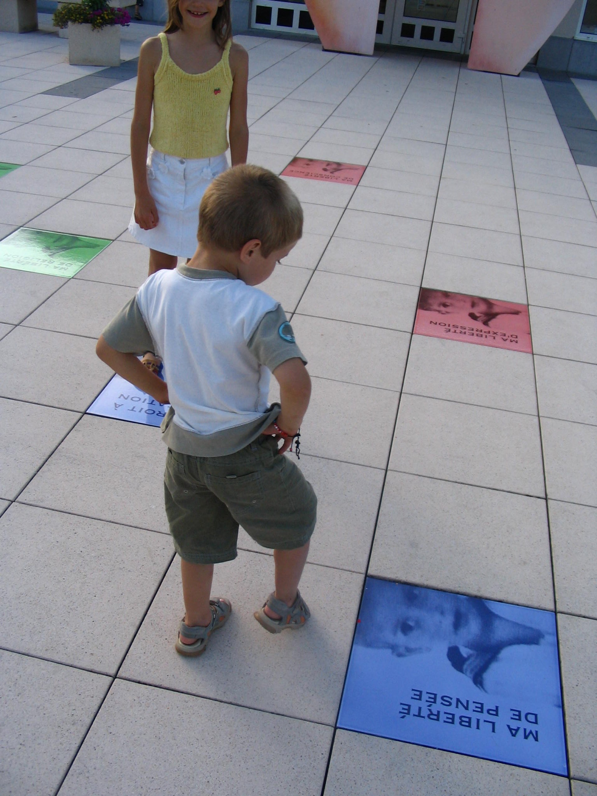 Esplanade des droits de l'enfant, Houffalize