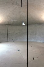 Peter Downsbrough, installation spécifique pour la rotonde, 2011