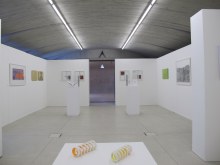 Vue de l'exposition, à l'avant plan: Michel François